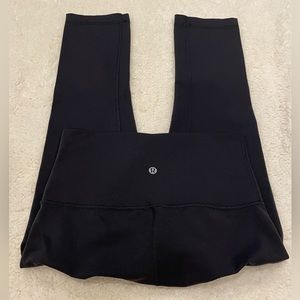 Lululemon Black Wunder Under Crop Size 6